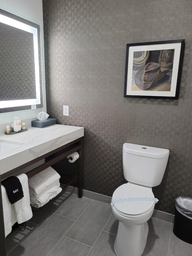 La Quinta Inn & Suites By Wyndham Terrell Ngoại thất bức ảnh