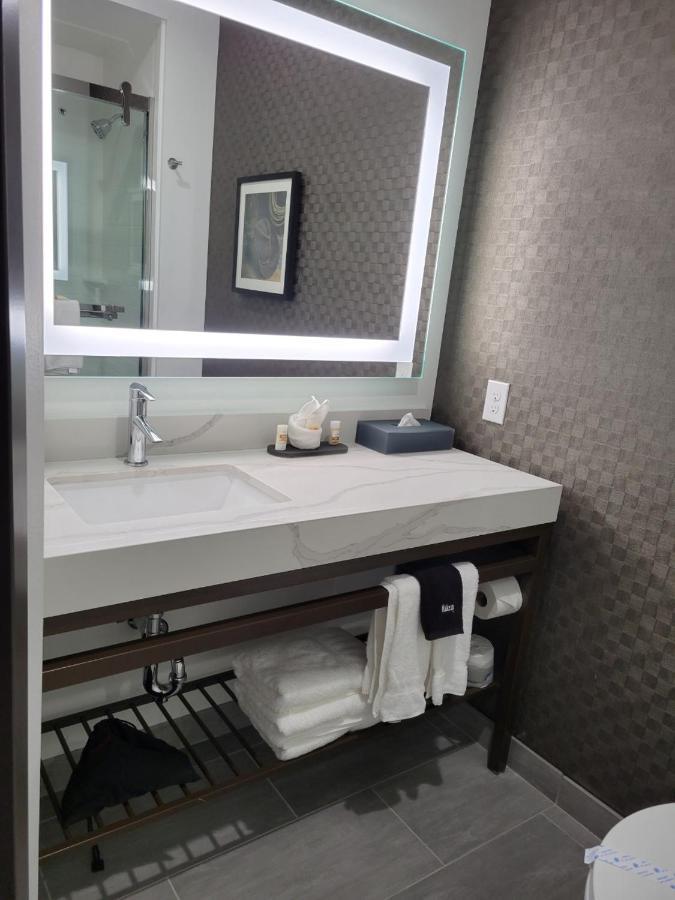 La Quinta Inn & Suites By Wyndham Terrell Ngoại thất bức ảnh
