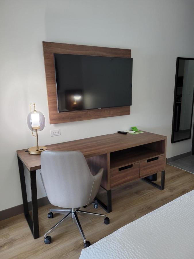 La Quinta Inn & Suites By Wyndham Terrell Ngoại thất bức ảnh